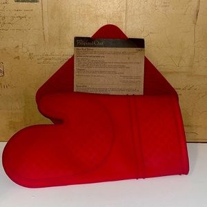 Pampered chef, hot pad and mit